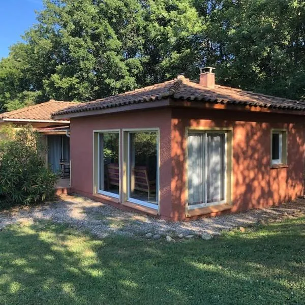 Charming house in Espinet domain, hotel v destinácii Quillan
