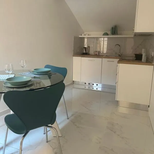 Il Cerriglio Holiday Home Massa Lubrense - Sorrento coast, hotel v destinaci Massa Lubrense