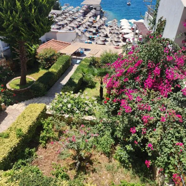 Amelie's Apartments & Beach Saranda, hotel v destinaci Sarandë