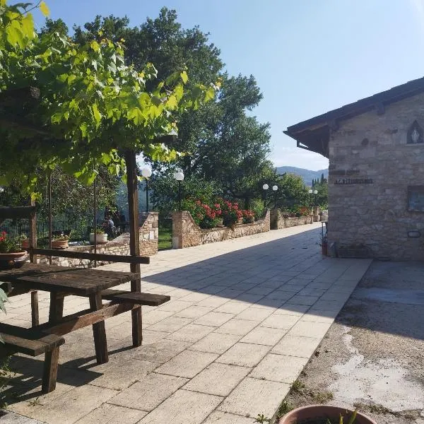 Agriturismo le cascine, hotel in Castel di Tora