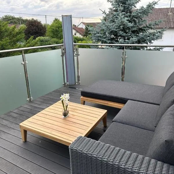 Traumhaftes Zuhause!, hotel in Forstinning