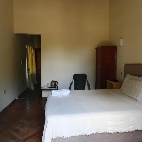 Tower Suites, hotel in Paraguarí