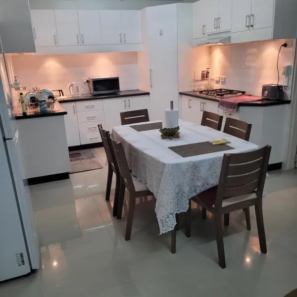 Meadroad homestay Tours &Transfe, hotel v destinaci Suva