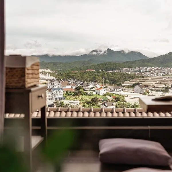 Miền Sương Khói - Home & Café, hotel v destinaci Khu Chi Lăng