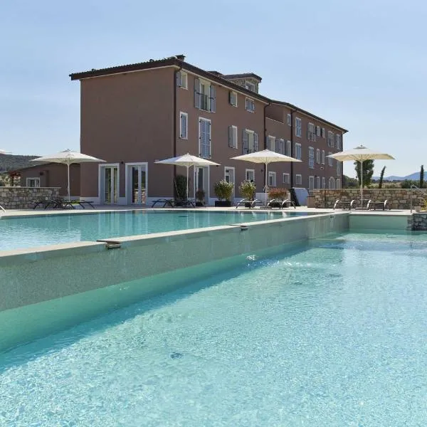 Riva Toscana Golf Resort & SPA, hotell i Follonica