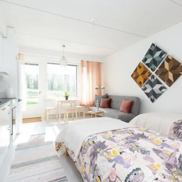 Cosy studio apartment + free private parking, hotel en Kangasala