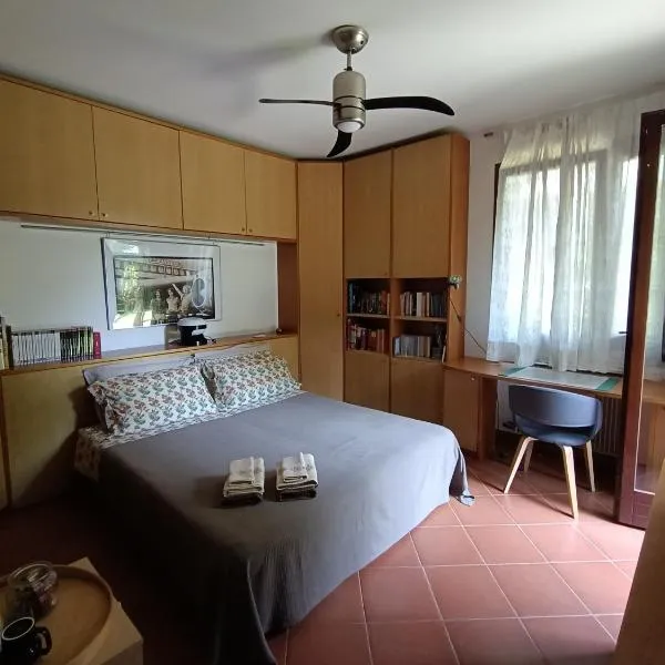Camera nella Casa dei Tigli, hotel in Treviso
