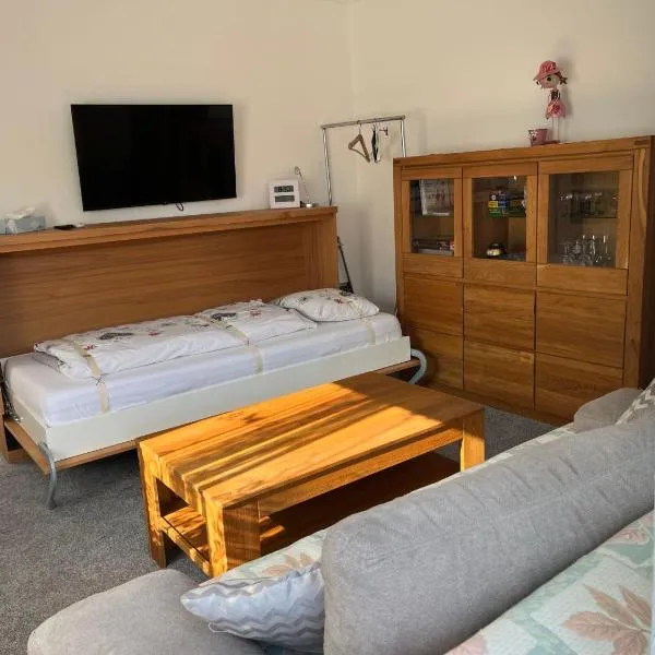 Holiday Home Bungalow Leopoldau by Interhome, hotel em Viena