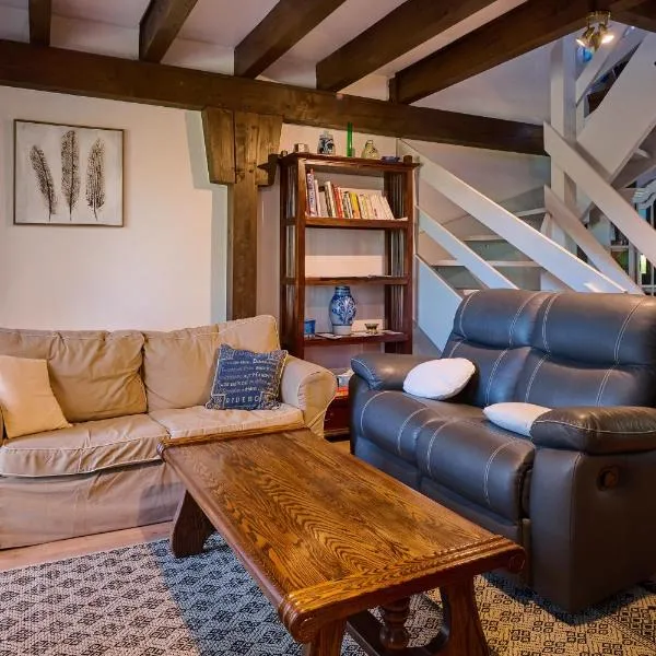 Le Tonneau Bleu - Appt avec piscine partagée, hôtel à Lembach