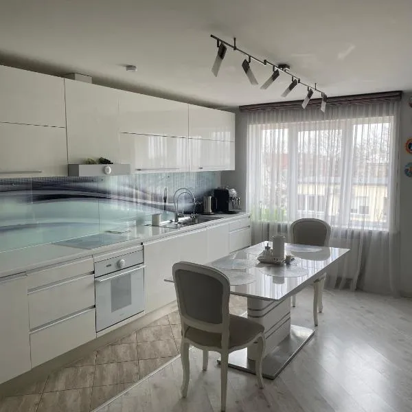 Emporium Apartments, hotel v destinaci Rēzekne