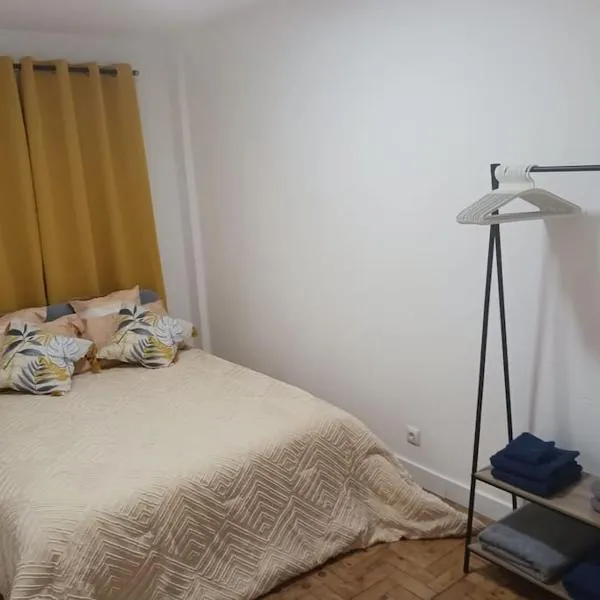 Simpático apartamento no centro, hotel in Lisbon