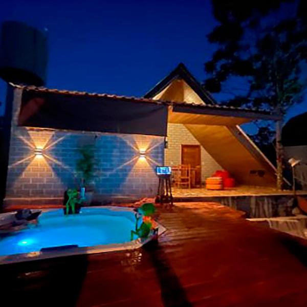 Chalé elegante com hidromassagem aquecida
