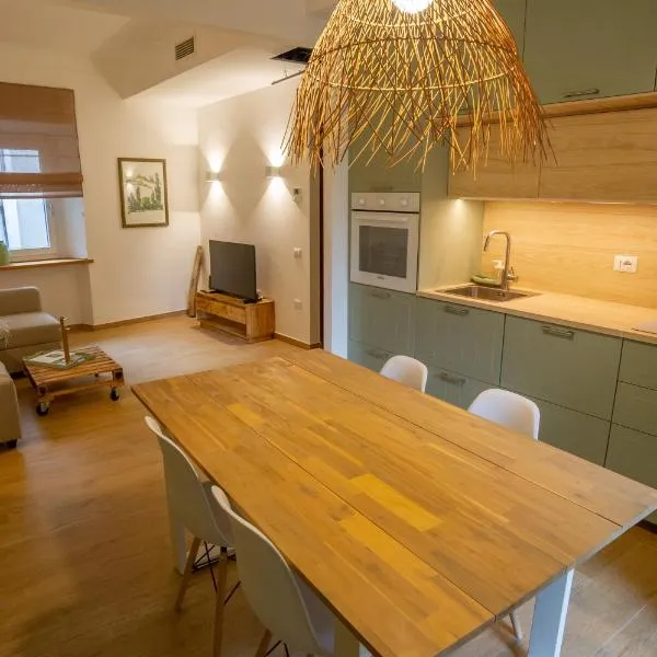Appartamenti le Scalette G e D, hotel a Osimo