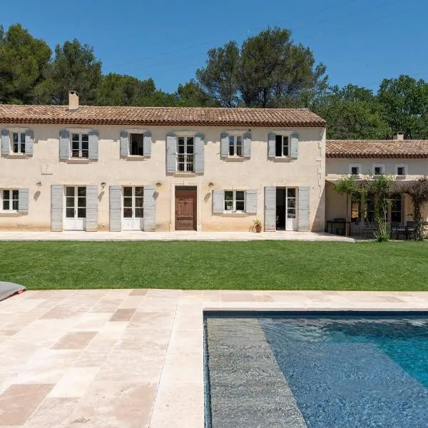 Mas de Lure, hotel v destinaci Salon-de-Provence