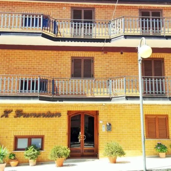Albergo Grumentum, hotel a Grumento Nova