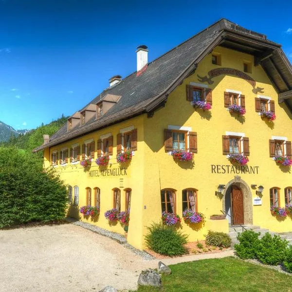 DEVA Hotel Alpenglück, hotel v destinaci Weißbach