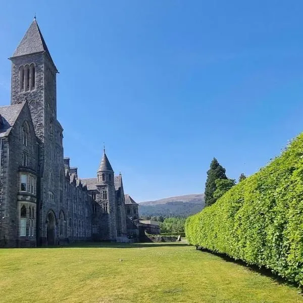 LOCH NESS - Luxury Highland Retreat in Scotland, ξενοδοχείο σε Fort Augustus