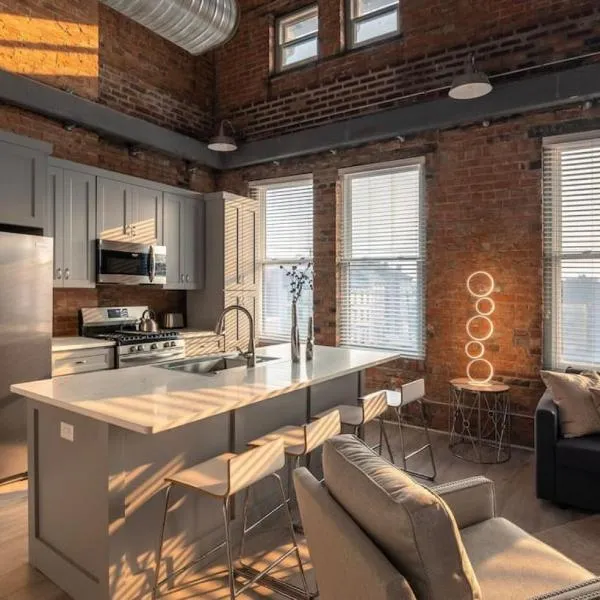 BUBBLES FANTASY SUITE Explore OTR and Rhinegeist, hotel in Cincinnati