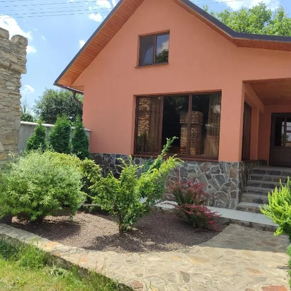 La Boier, hotel in Biruinţa