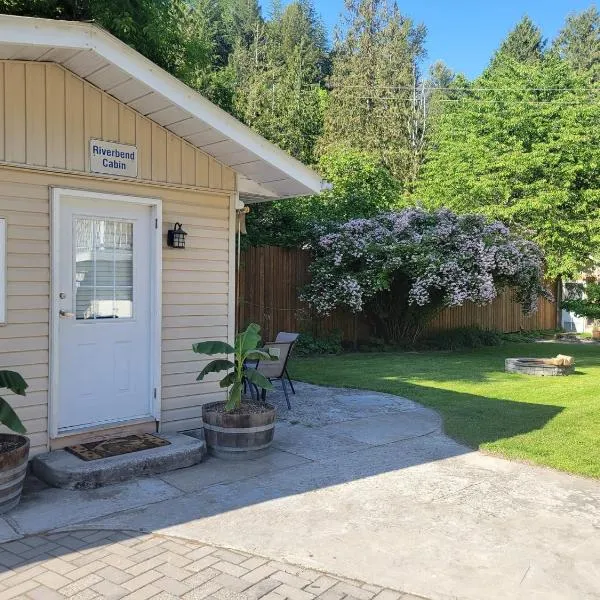 Riverbend Guest House, hotel v destinaci Chilliwack