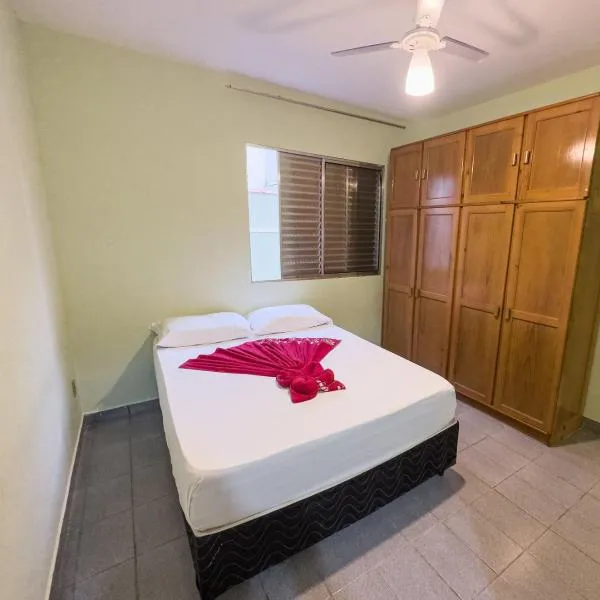 Apartamentos Incríveis Primeira Quadra Mar WiFi, hôtel à Ubatuba