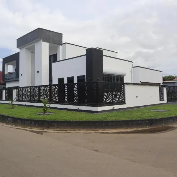 Empire Villa Paramaribo Noord 1, hotel v destinaci Paramaribo
