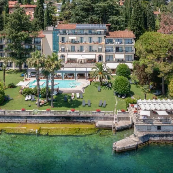 Hotel Villa Capri, hotell i Gardone Riviera