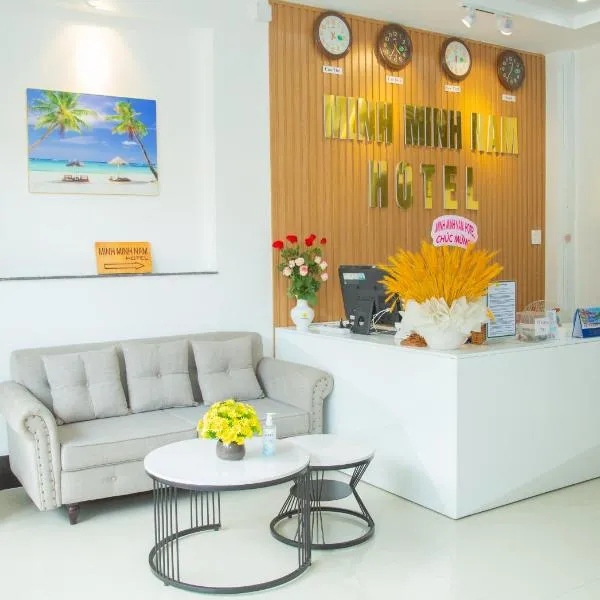 Minh Minh Nam 2 Hotel，Ấp Phú Thạnh (2)的飯店