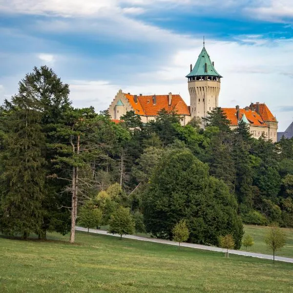 Smolenický zámok, hotel en Prievaly