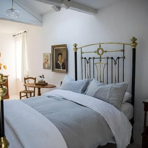 Maison Saint Antonin, hotel v destinaci Saint-Antonin