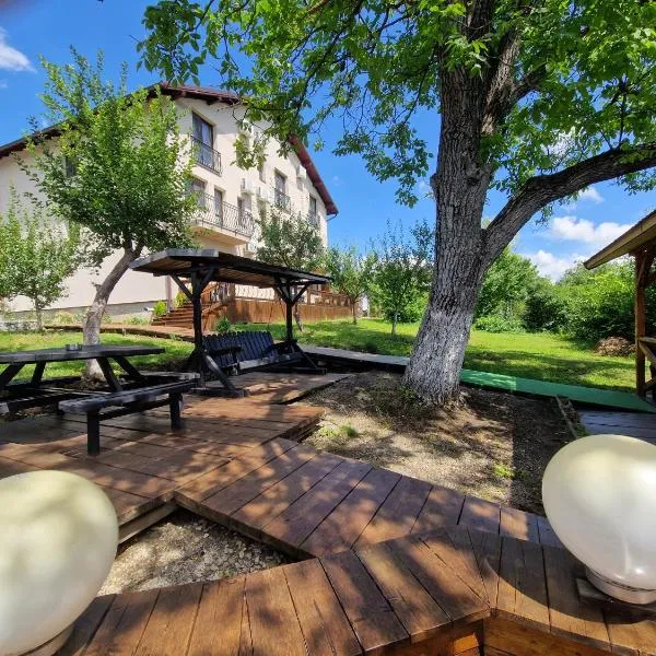 투르다에 위치한 호텔 Pensiunea Bella Vista