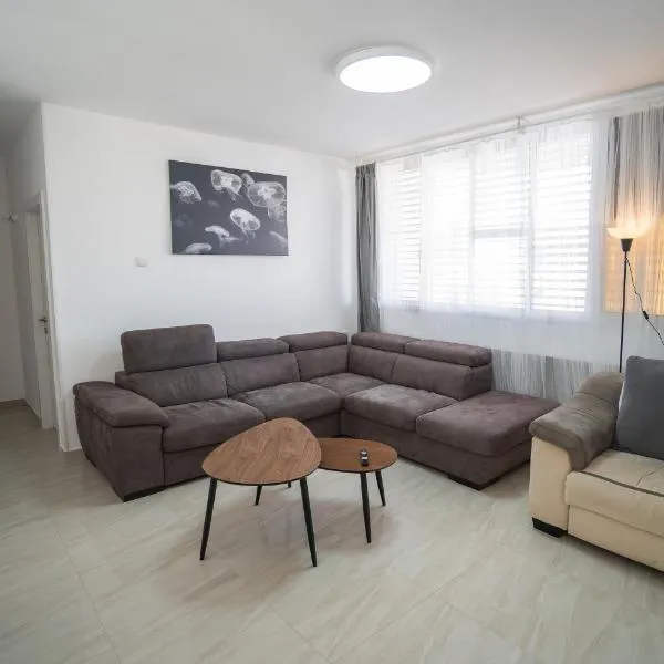 Netanya Central SEA & SHOP, hotel in Netanya