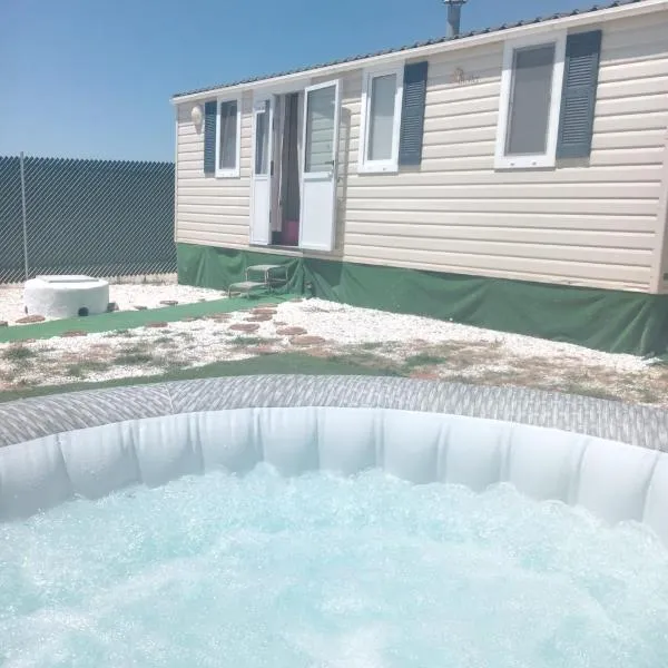 Tiny house Chill escape para 7 - private Jacussy Brisa & Burbujas, khách sạn ở Chiclana de la Frontera