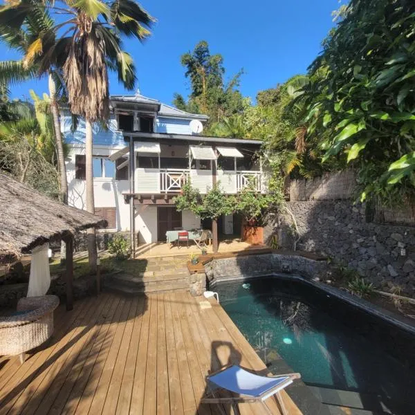 Villa Créolia, hotel in Saint-Leu