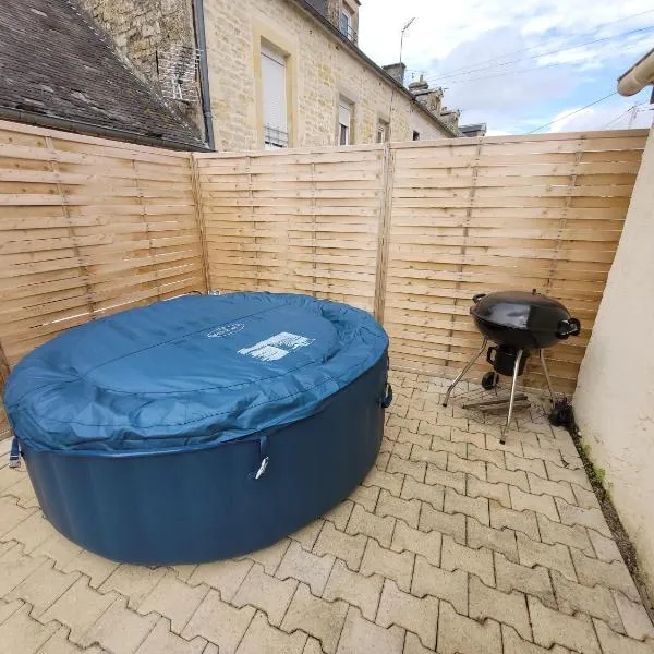 Beau chalet 6 personnes avec Jacuzzi, hotel v destinaci Tilly-sur-Seulles