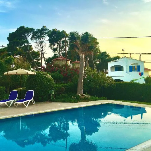 Apartamentos Ciutadella, hotel em Cala Blanca