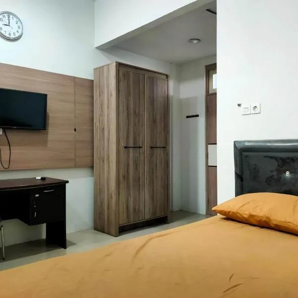 Hotel O Kost 3 Kelor Syariah, hotel em Luwuk