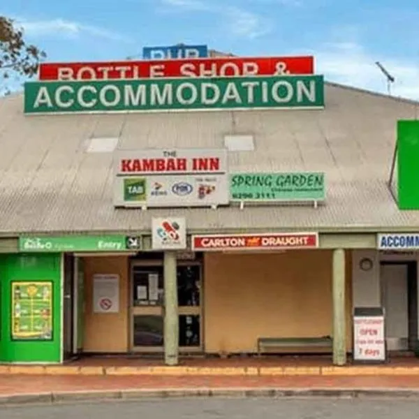 Kambah Inn, hotel di Kambah