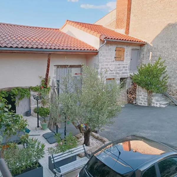 La Ferme, hotel en Aboën