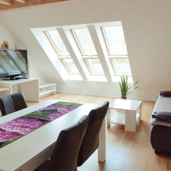 Apartments Wallas、ボヴェツのホテル