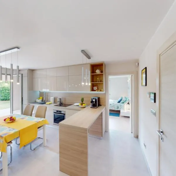 Design Apartment EMERALD Viškovo, hotel a Viskovo