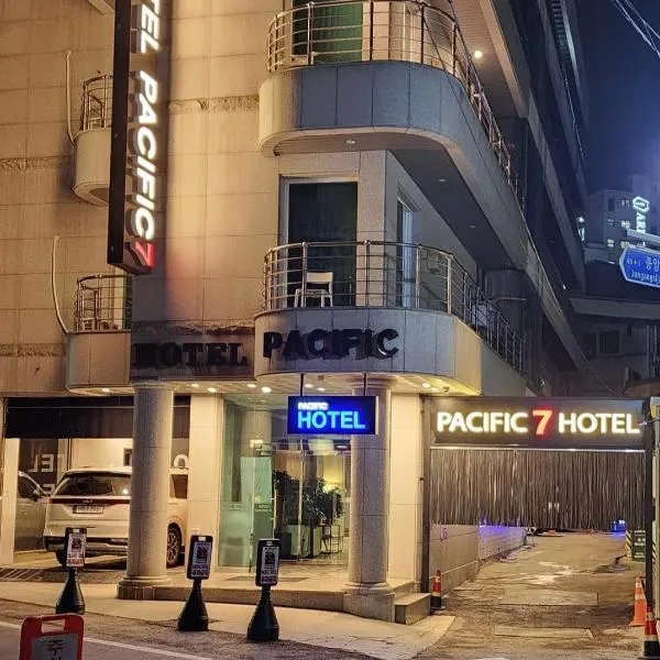 Pacific7 Hotel, hotell i Pyeongtaek