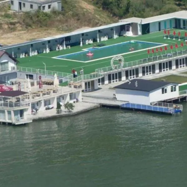 Marras Dubova, hotel v destinaci Dubová