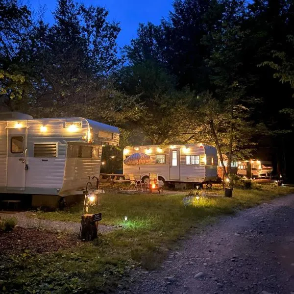 Boheme Retreats (Vintage Campers), hotel di Livingston Manor