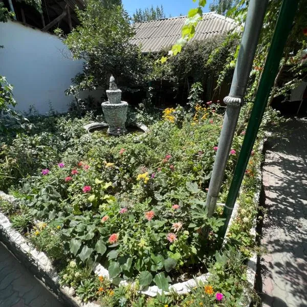 Lovely home for you, hotel v destinaci Osh
