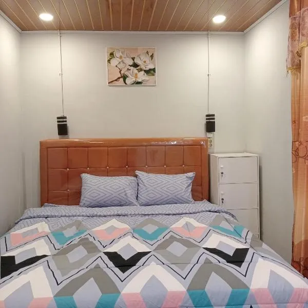 Vulkaan Homestay, hotel v destinaci Berastagi