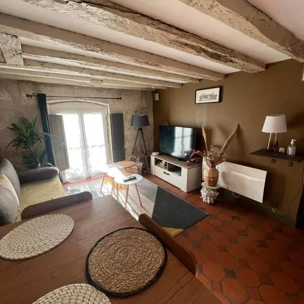 LE PTIT SAINT-FRONT – hotel w mieście Périgueux