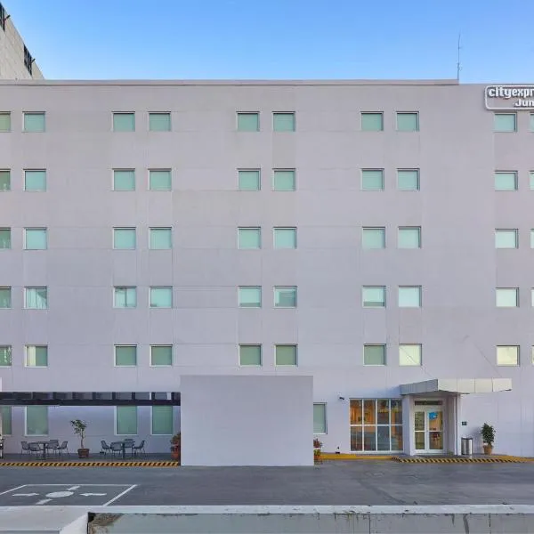 City Express Junior by Marriott Toluca Zona Industrial, hotel v destinaci Toluca
