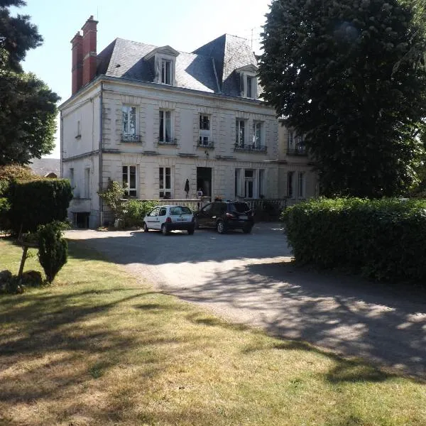 Hotel Du Parc, hotel en Vereaux