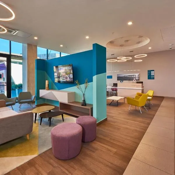 City Express Suites by Marriott Tijuana Rio, hotel in Tijuana